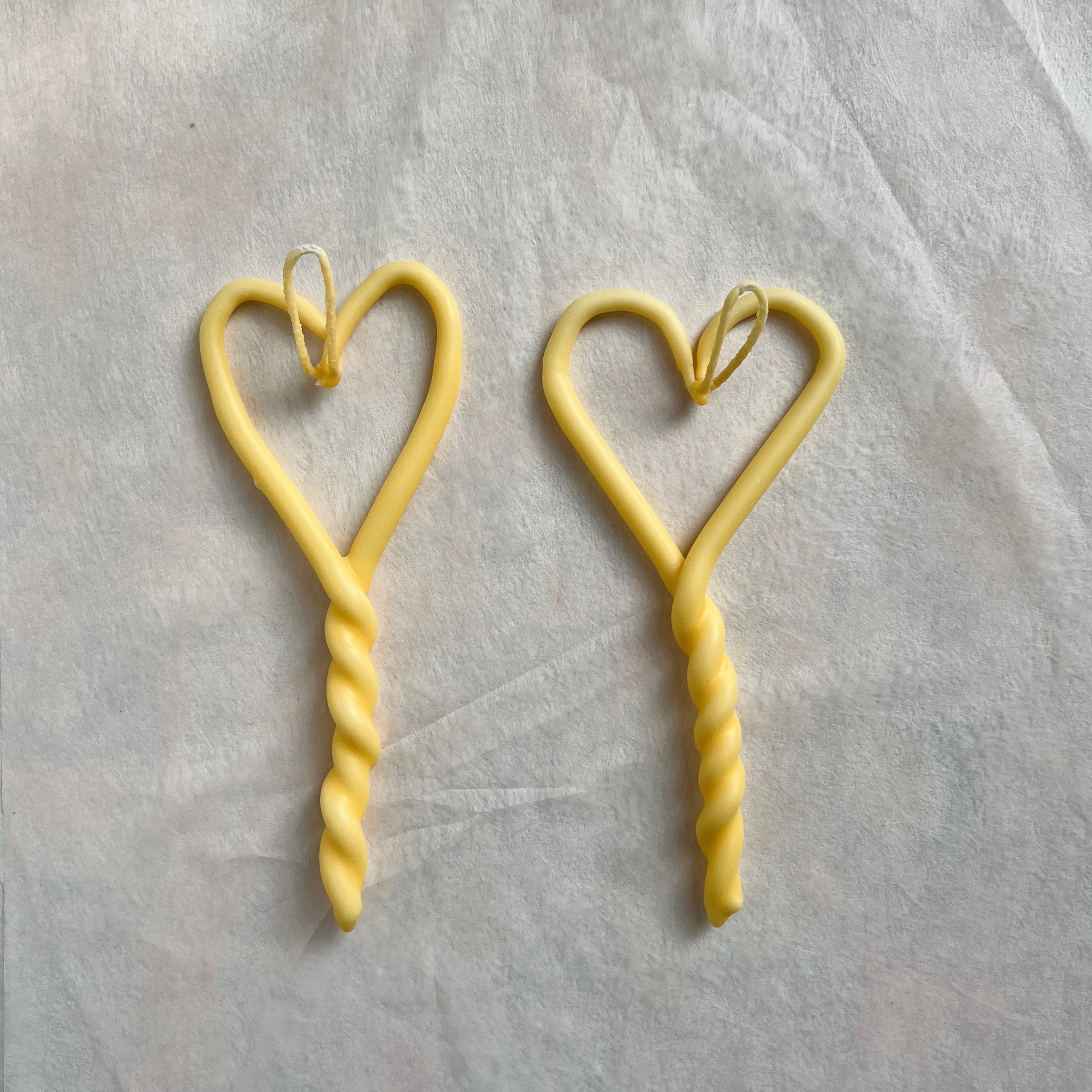 bababoogs-golden-twisted-heart-beeswax-candles.jpg