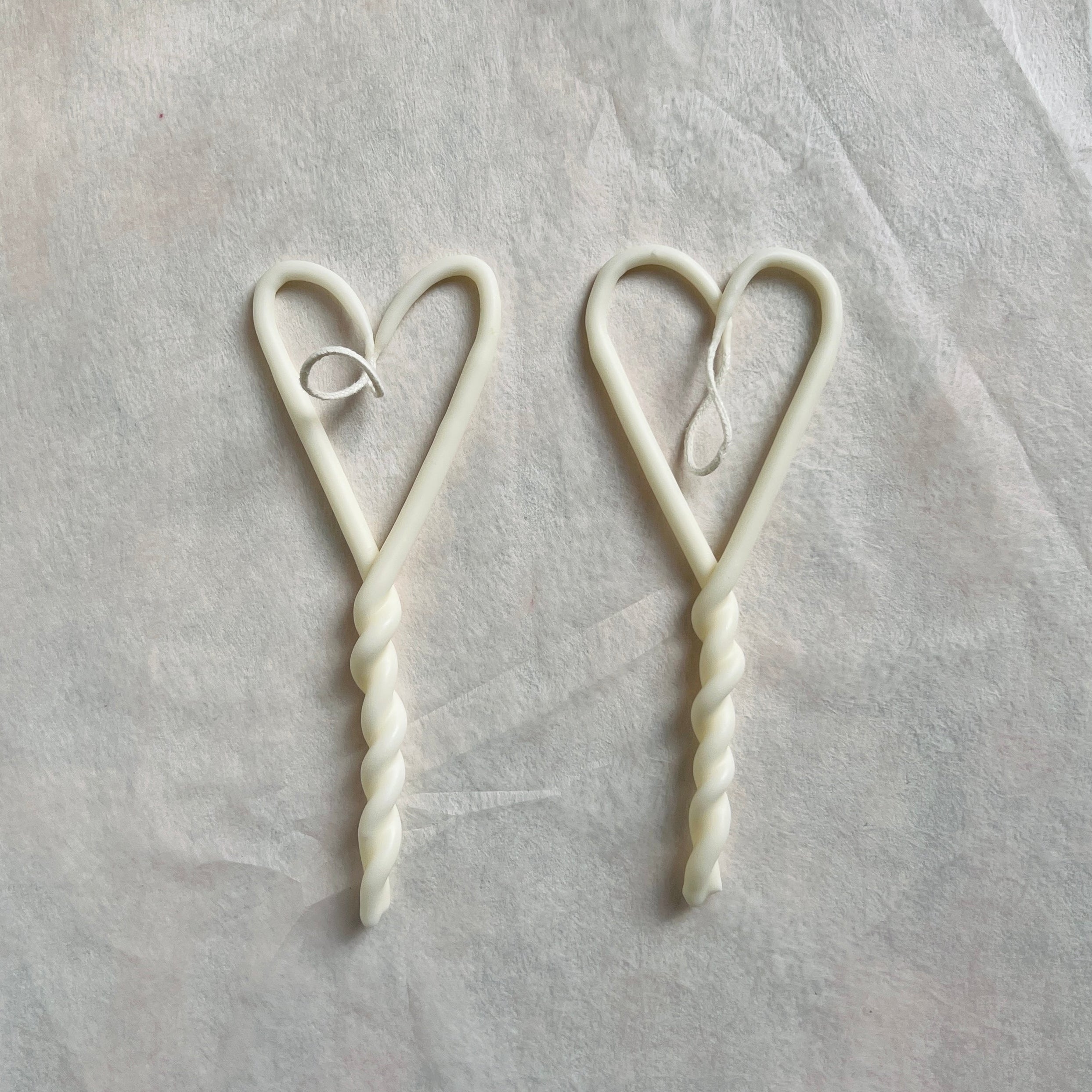 bababoogs-ivory-twisted-heart-beeswax-candles.jpg
